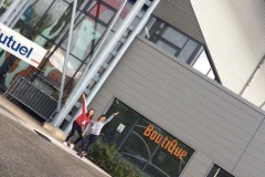 received_1455106301195708